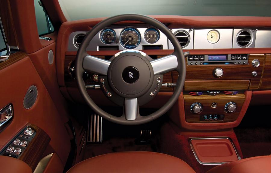  Rolls-Royce Phantom Coupe 2008 года  (фото 133 из 134)